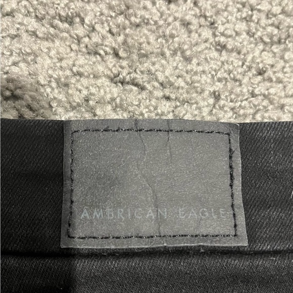 American Eagle Dream Curvy High-Waisted Jegging - Picture 9 of 11